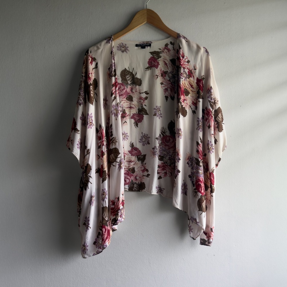 Brandy Melville Floral Kimono Cardigan Women One Size Cream Pink Boho Floral